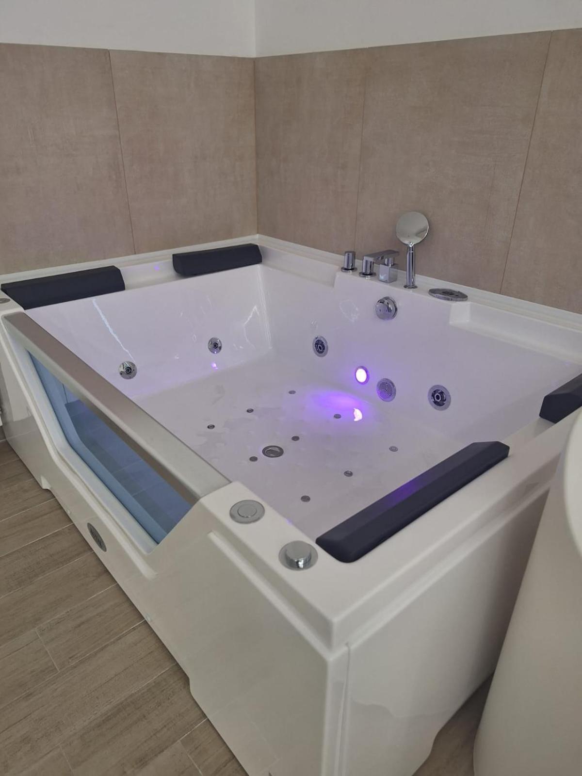 Bed E Suite Domar Brindisi Dış mekan fotoğraf